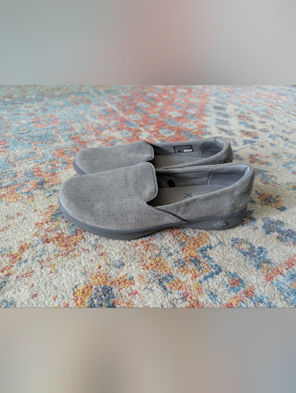 Skechers On The Go Goga Max Women's 7.5 Gray Suede Leather Slip On Shoes